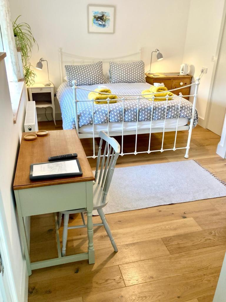 Westbury Cross House Bed & Breakfast Екстер'єр фото