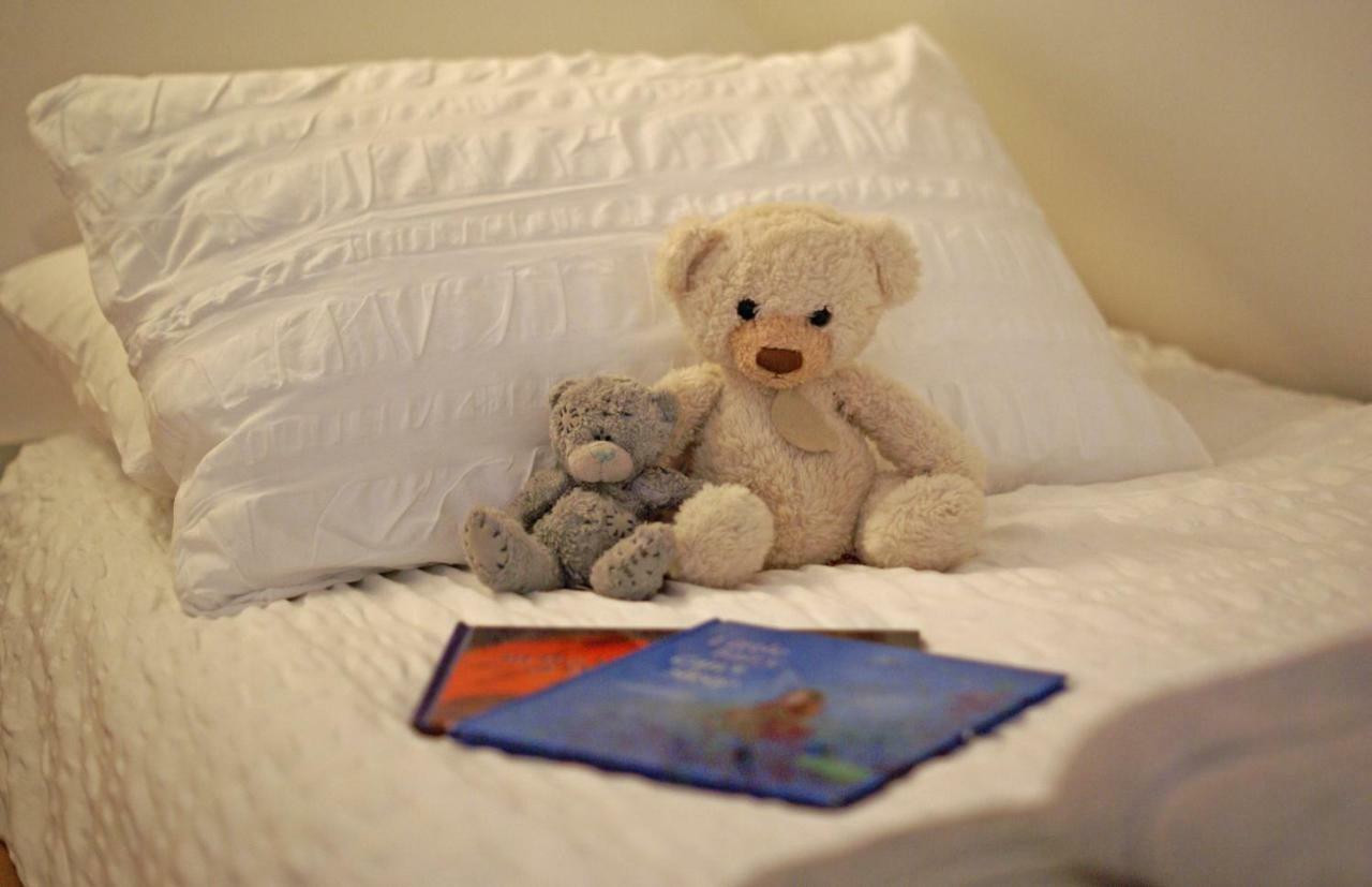 Westbury Cross House Bed & Breakfast Екстер'єр фото