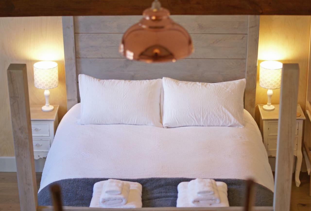Westbury Cross House Bed & Breakfast Екстер'єр фото